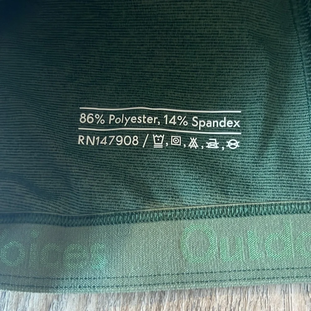 Outdoor Voices Bra Green Athena Crop Top Sports Bra Size Small High Neckline